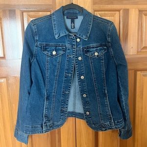 Charter Club women’s Jean denim jacket sz M
